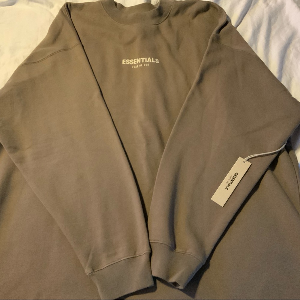 Fear of God Essentials Crewneck Sweatshirt in Taupe